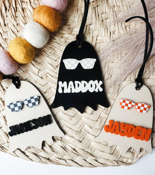 Checkered Sunglass Boo Basket Tag
